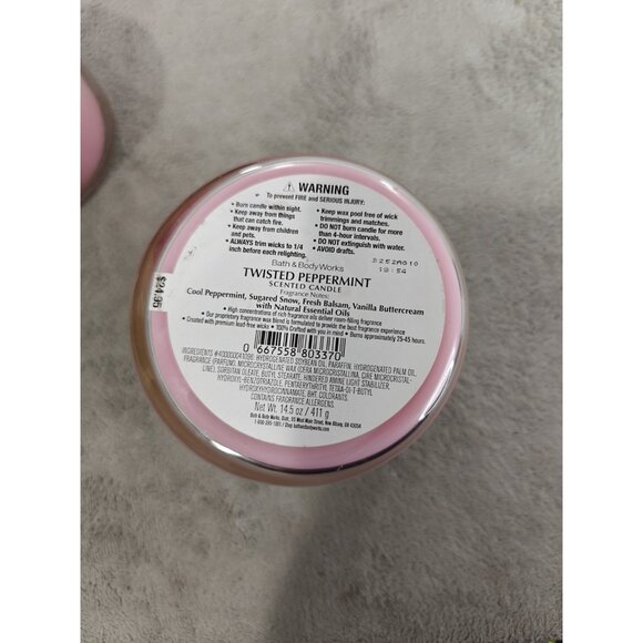 Bath and Body Works 3 Wick Candle Twisted Peppermint Set Of 2 - Picture 6 of 9